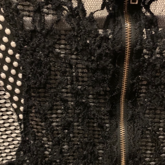 Peplum black/white Polkadot top, Forever 21 - Picture 3 of 4